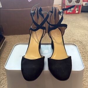 Naturalizer Black Heels with Elegant Ankle Straps